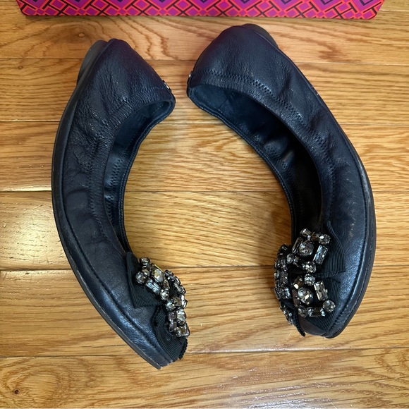 Tory Burch Eddie Navy Leather Ballet Flats with Rhinestone Bow — Size 6.5 - Picture 5 of 7